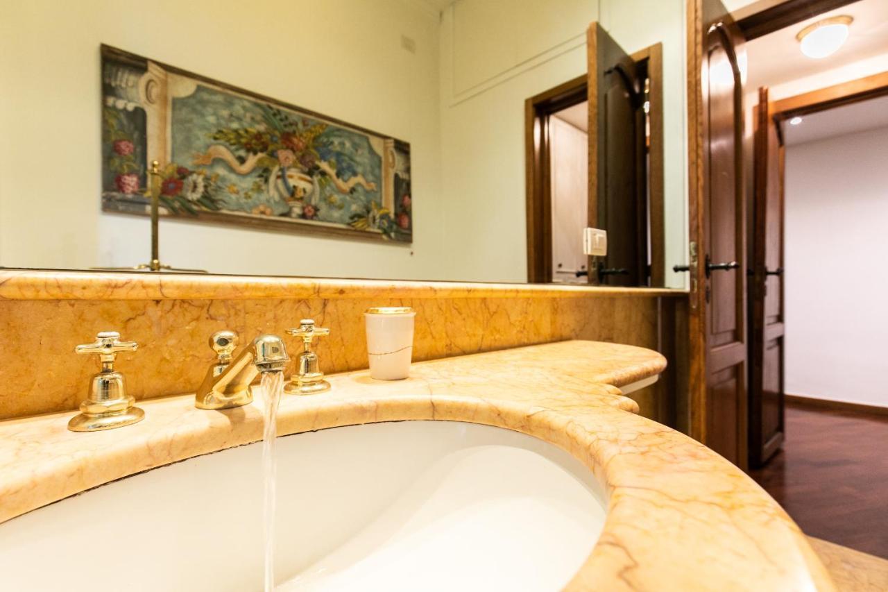 Klimt - Jacuzzi 5 Star - Luxury Design Apartamento *