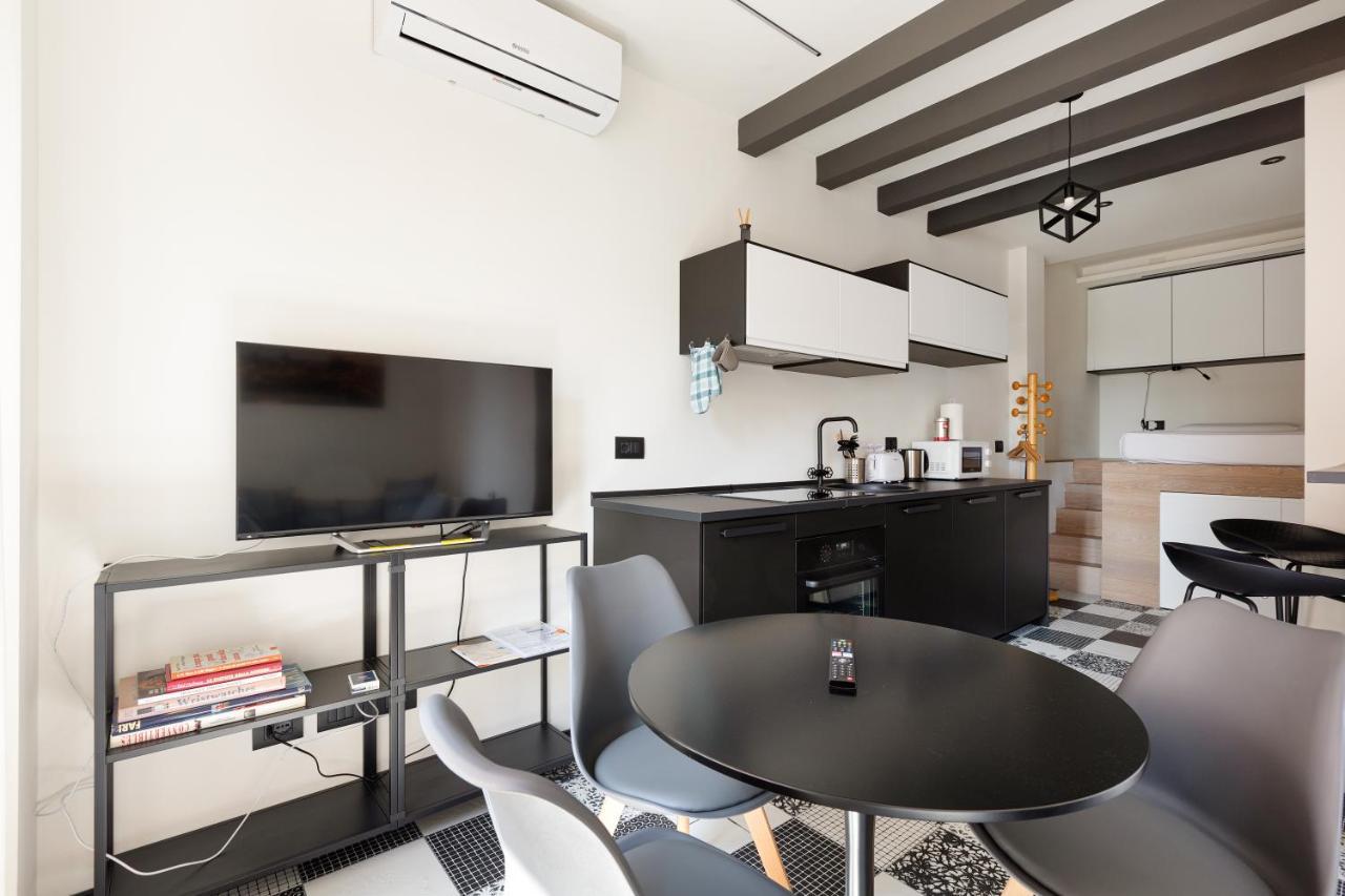 Renovated Apts Apartamento *