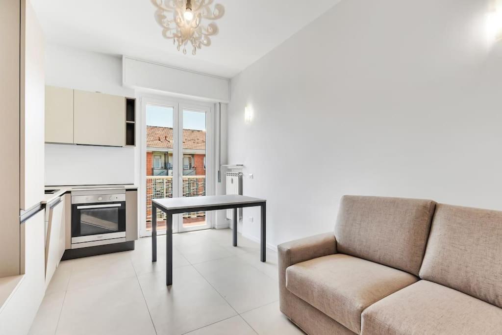 Alessia's Flat - Caroli Apartment Mailand