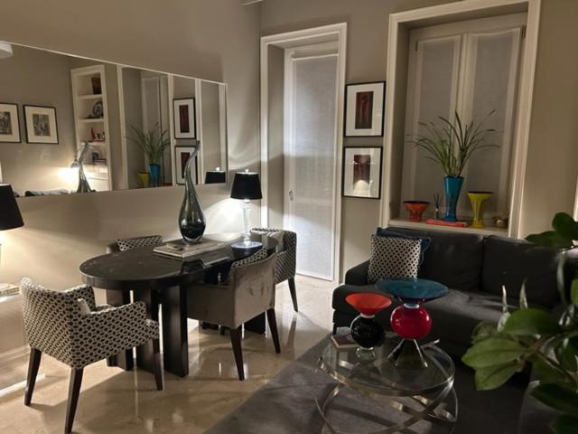 Elegante Stanza Nel Cuore Di Porta Venezia A Mailand