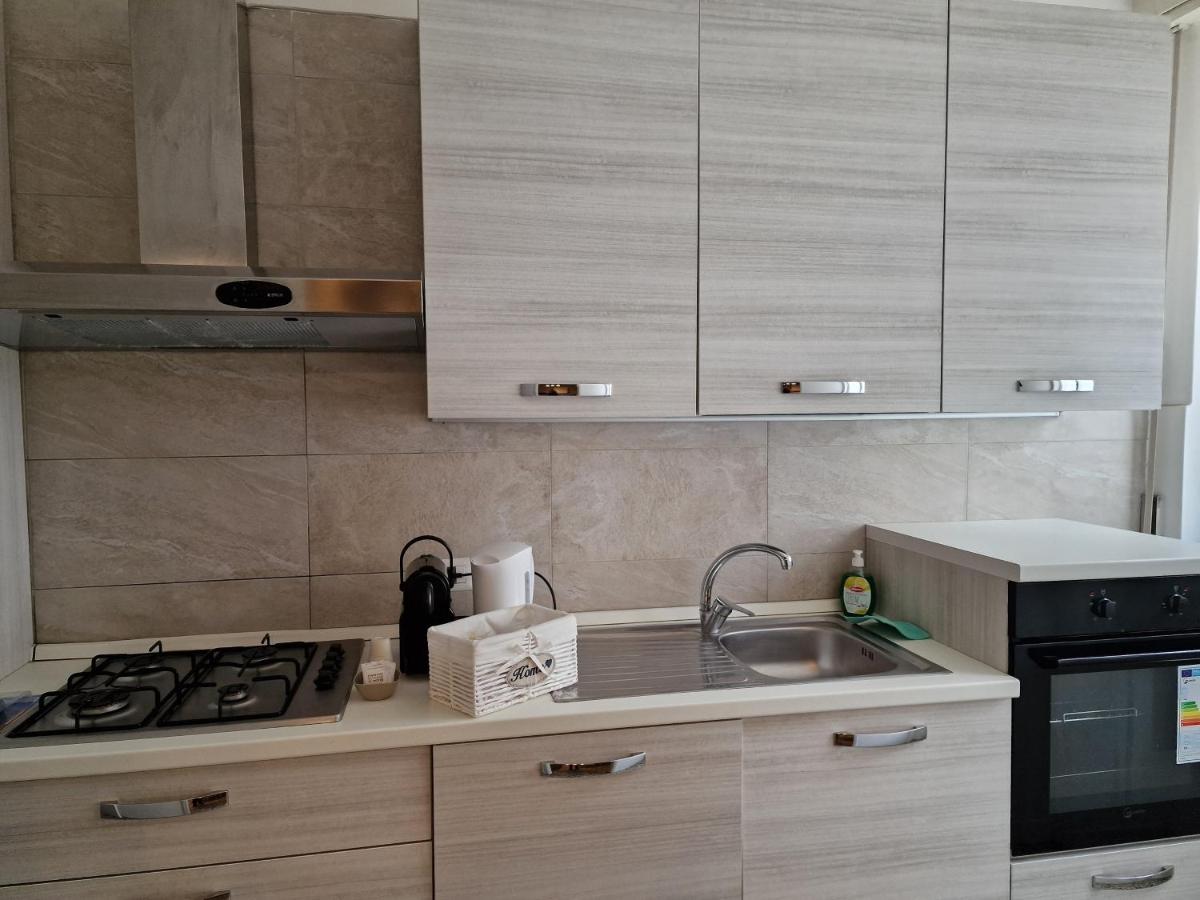 Apartment M.aurelio Light Brown Mailand