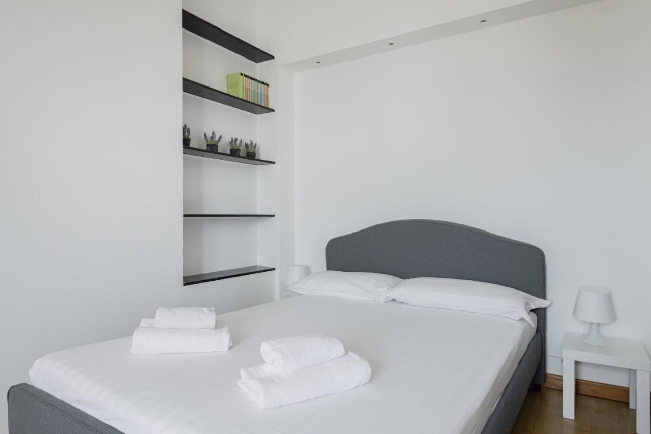 Easylife - Elegante Attico 2 Min Da Parco Sempione Apartamento Milão