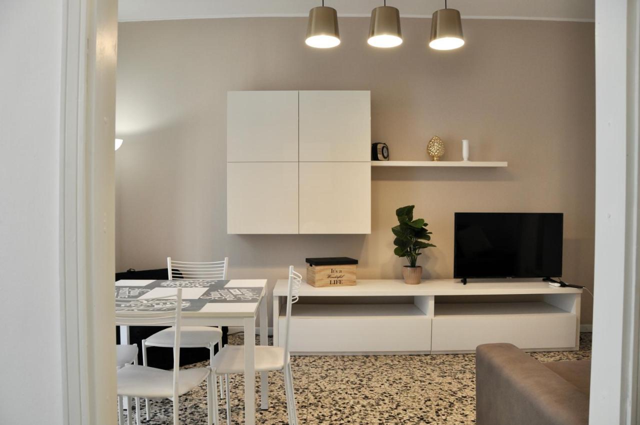 M.aurelio Light Brown Apartment