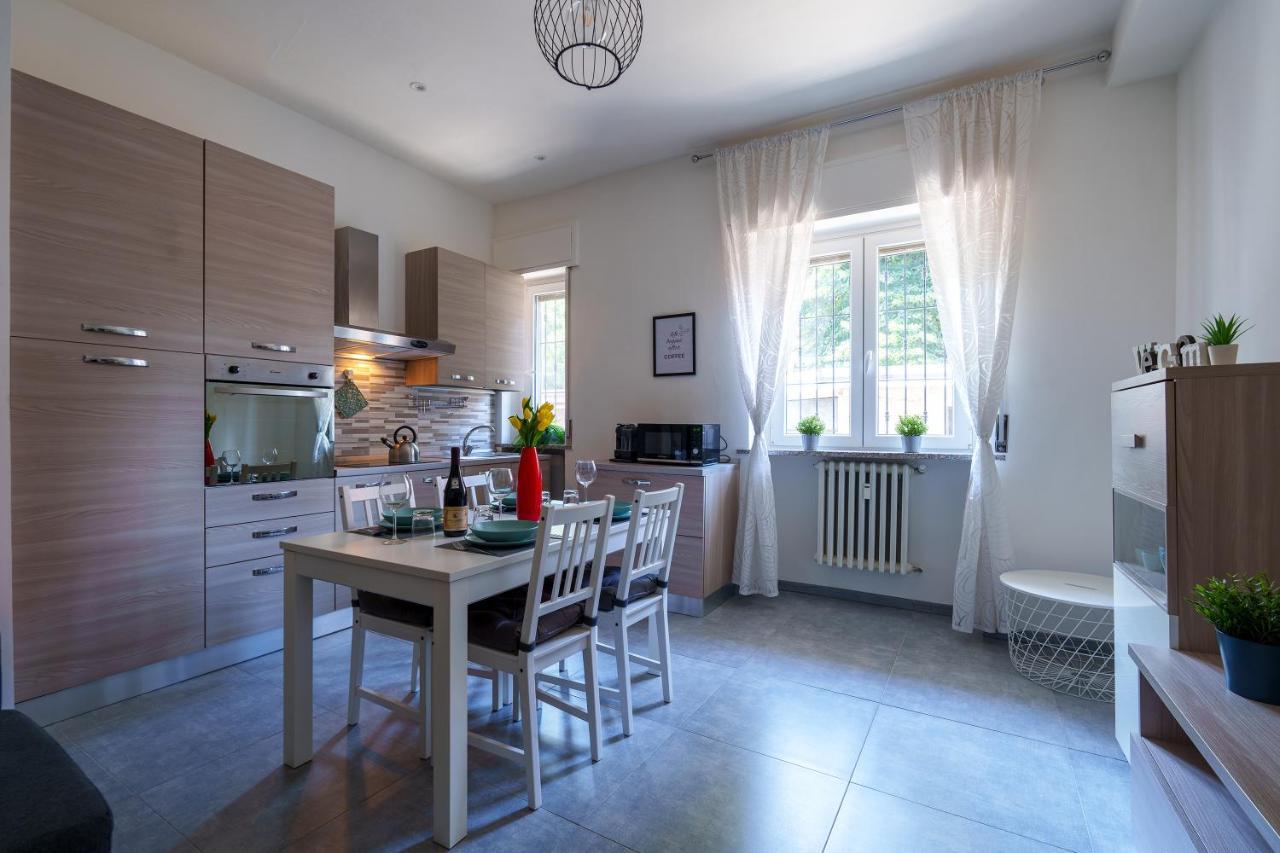 Apartamento Duomo/linate Parcheggi Gratis E Tram Sotto Casa Milão