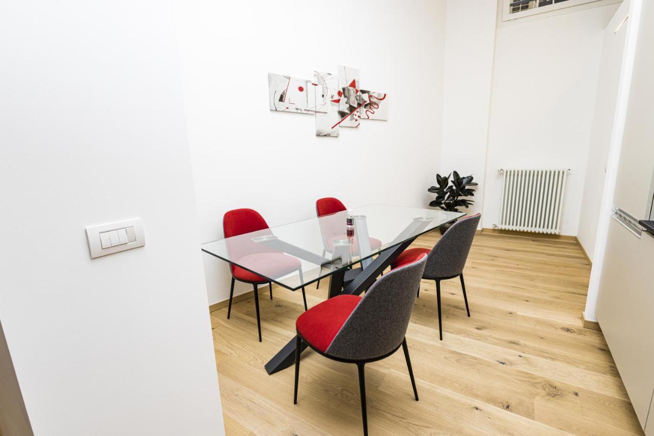 Loft La Sedia Rossa - Centro Storico Apartment *