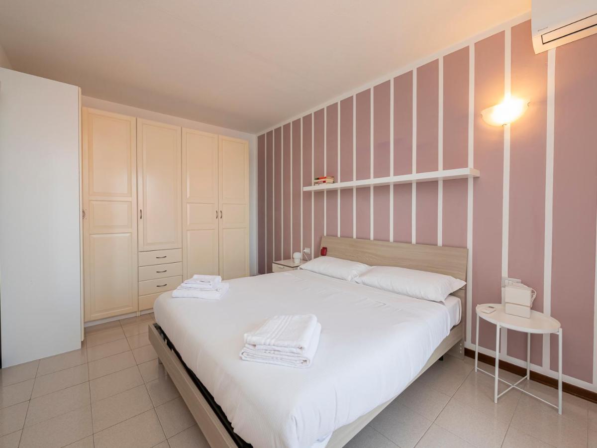 I Host - Finetti 4 Apartamento Milão