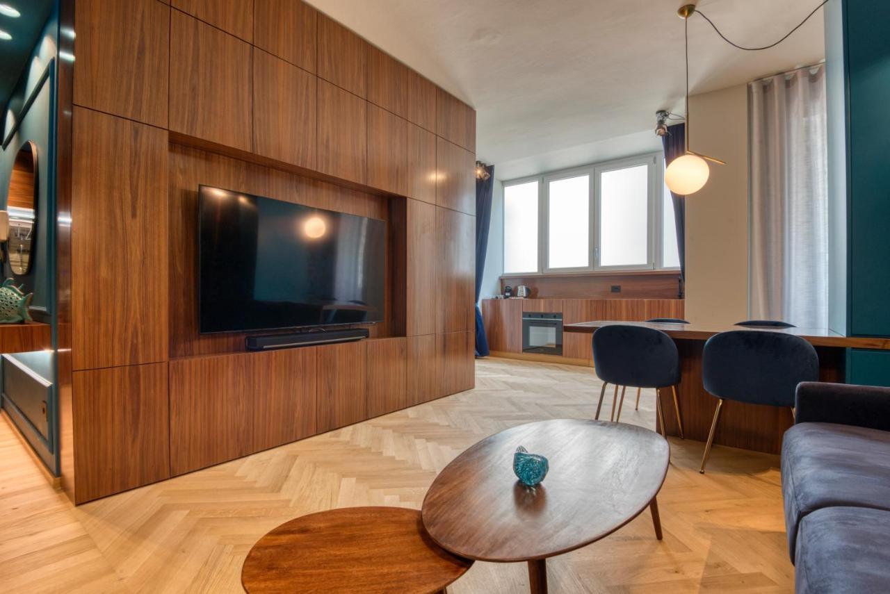 Apartment Zaffiro - Di Lusso In Galleria Buenos Aires *