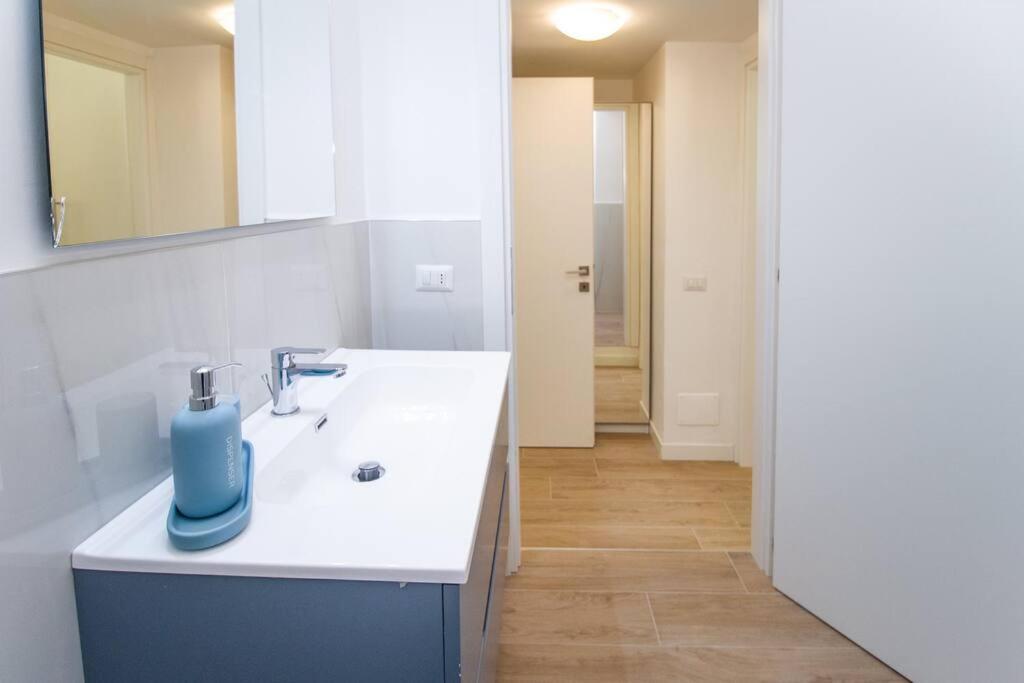 Palm Apartment *