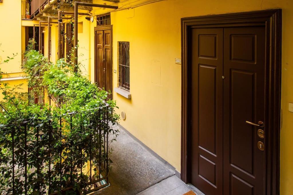 Palm Apartment *