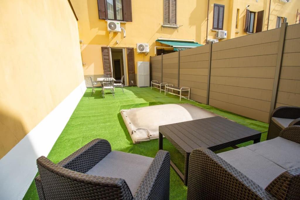Palm Apartment