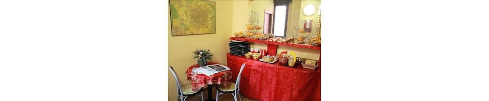 Mercurio Hotel 2*