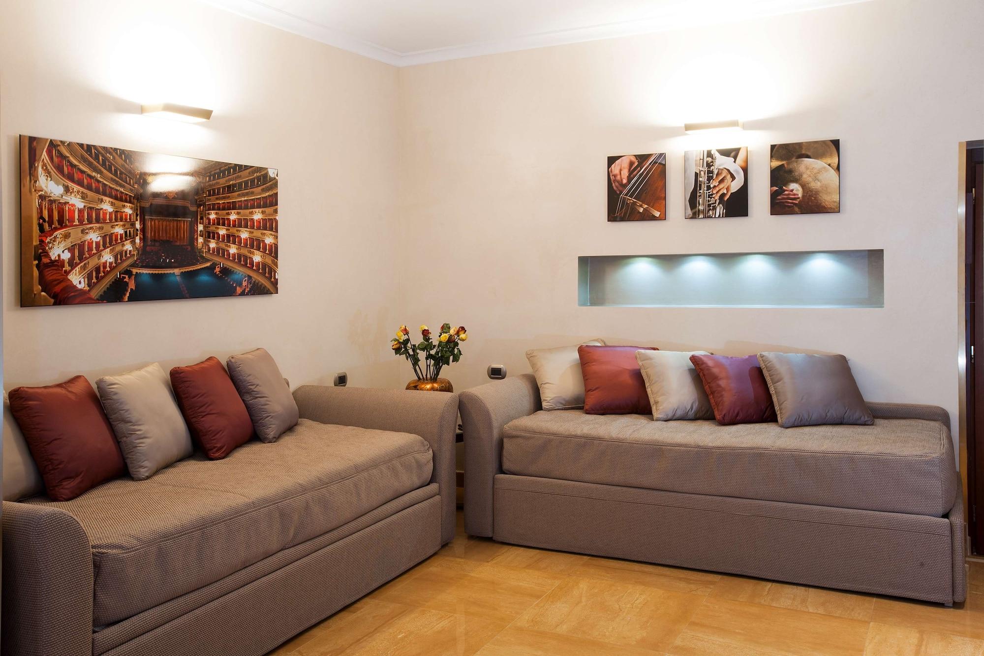 Hotel Una Galles Milan
