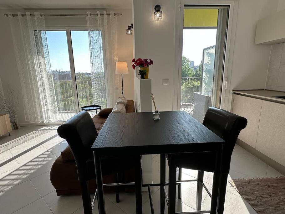 Apartment Elysion - Park View Mailand