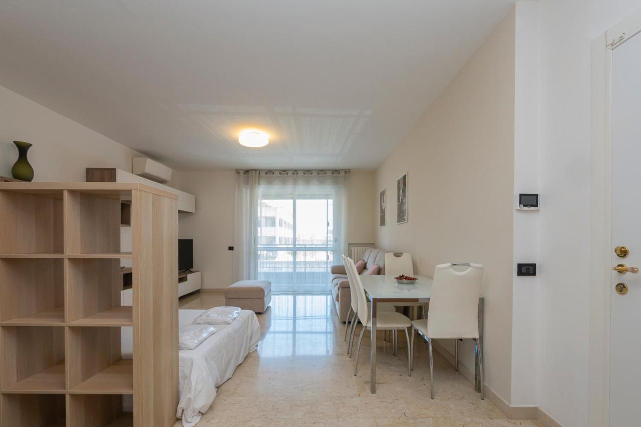 Ihost Luxury - Savona 112