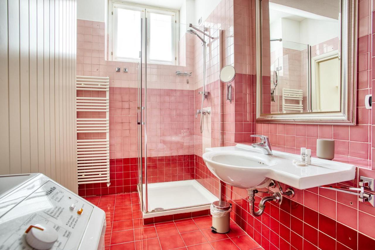 Apartment Joivy Trendy Near Sforzesco Castle *