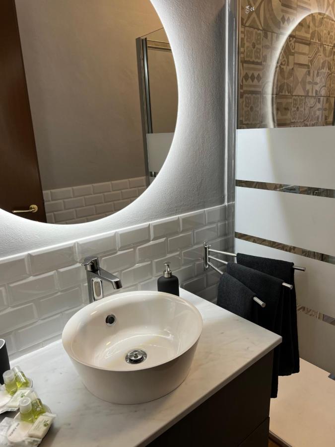 Apartment Stylish 3 Km Away From Duomo - Netflix, Wi-fi, All Comforts Included Mailand