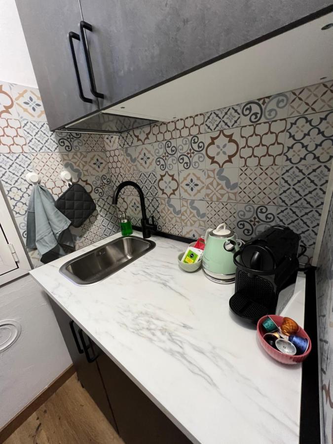 Apartment Stylish 3 Km Away From Duomo - Netflix, Wi-fi, All Comforts Included