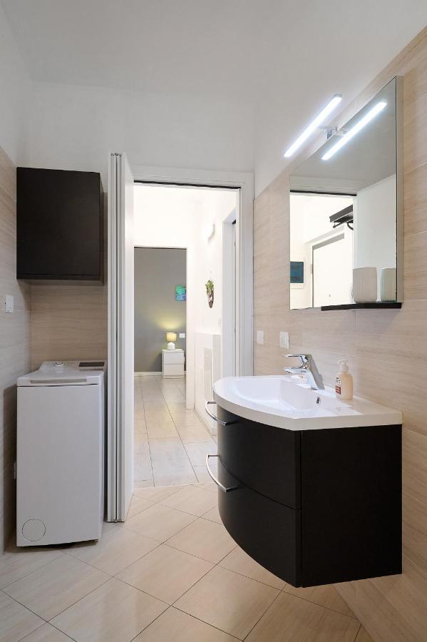 Apartment Xenia - New And Bright Urban Housing *