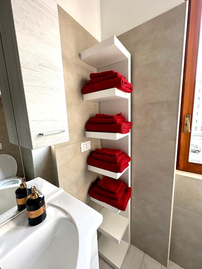 Marghespace Zona Stazione Centrale Con Letto Matrimoniale E Bagno Acomodação com café da manhã  Milão