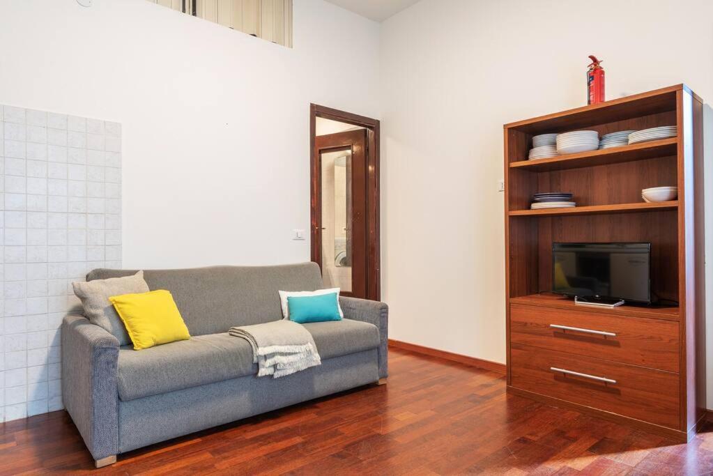 Apartment Lambert Flexyrent Wi-fi Aircon Mailand