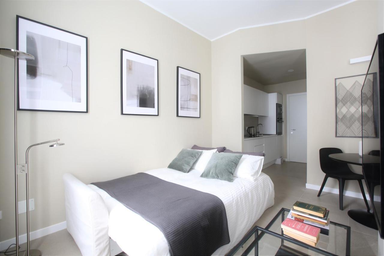 Station Design Apartment