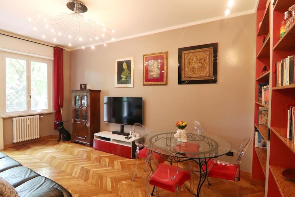 La Dolce Luxury Apartment-via Solari *