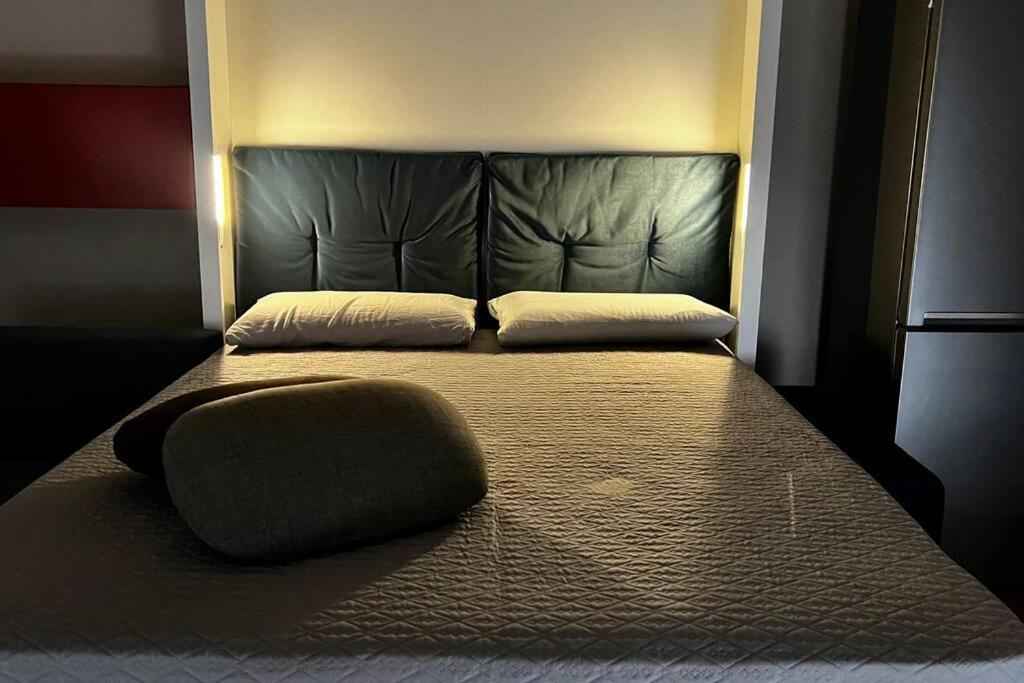 Urban House - Comfy Flat Navigli Milan Center