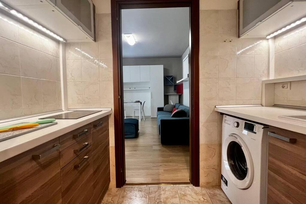 Apartment Urban House - Comfy Flat Navigli Milan Center Mailand