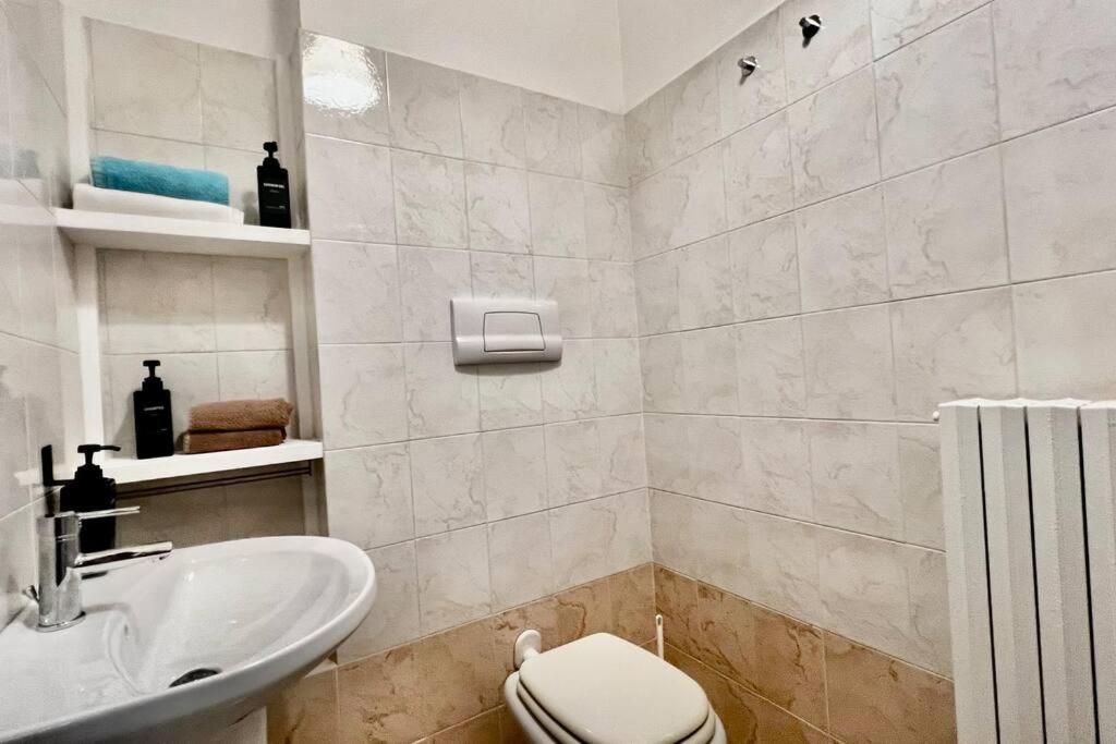 Urban House - Comfy Flat Navigli Milan Center Apartment