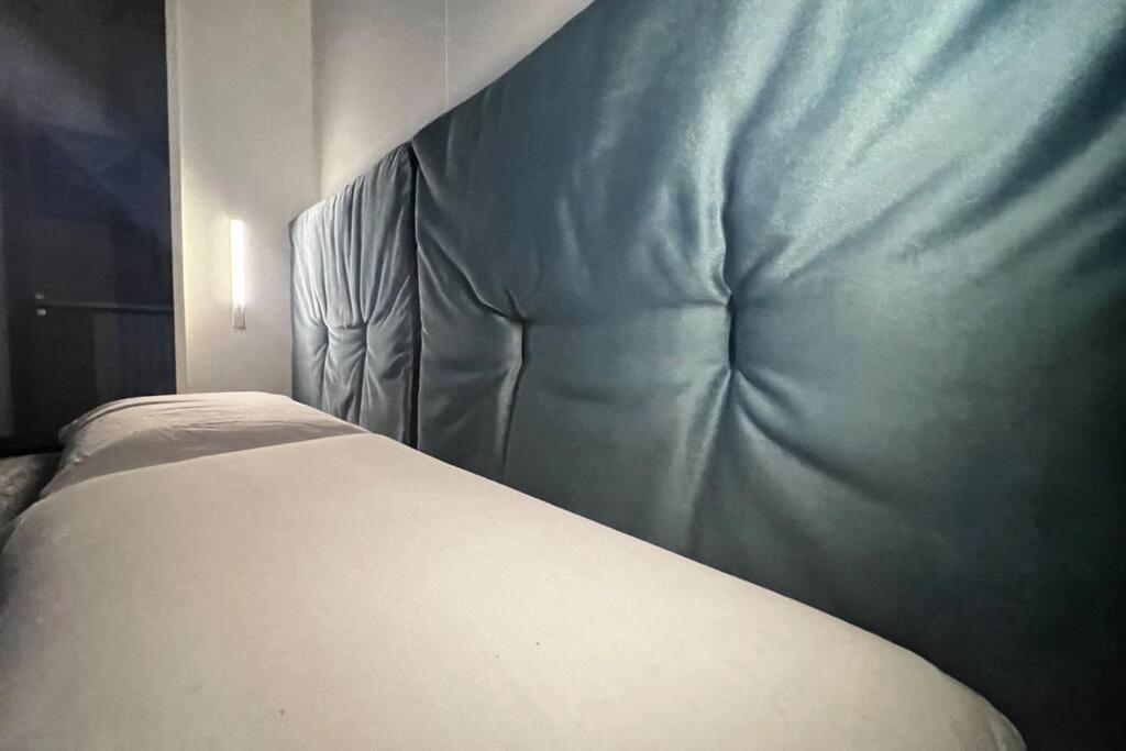 Urban House - Comfy Flat Navigli Milan Center
