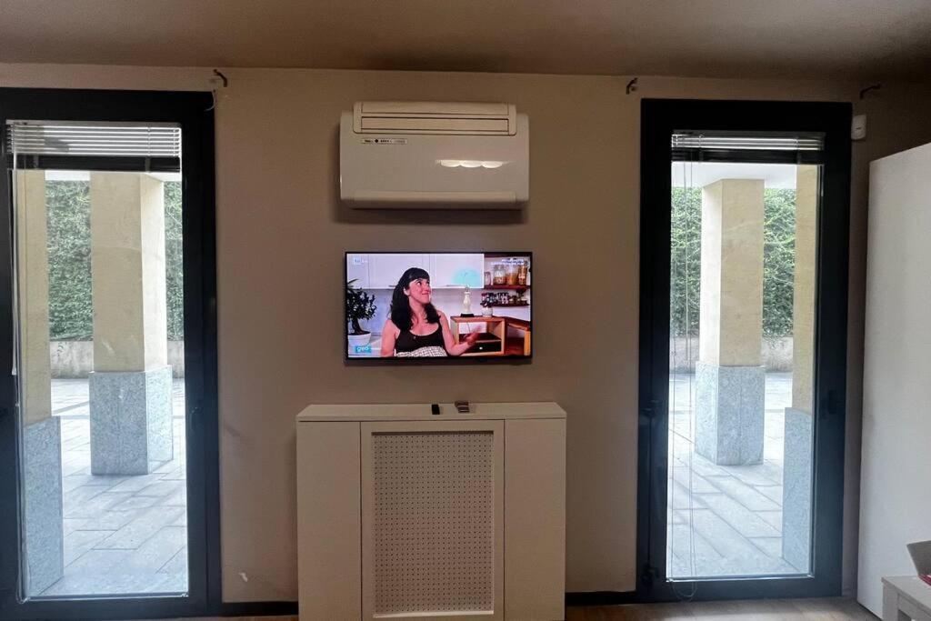 Urban House - Comfy Flat Navigli Milan Center Apartment *