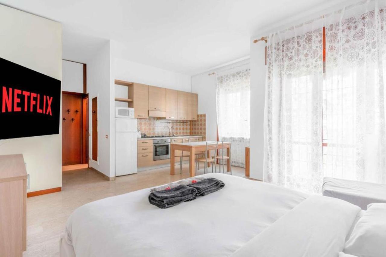 Apartment Moncler House Navigli
