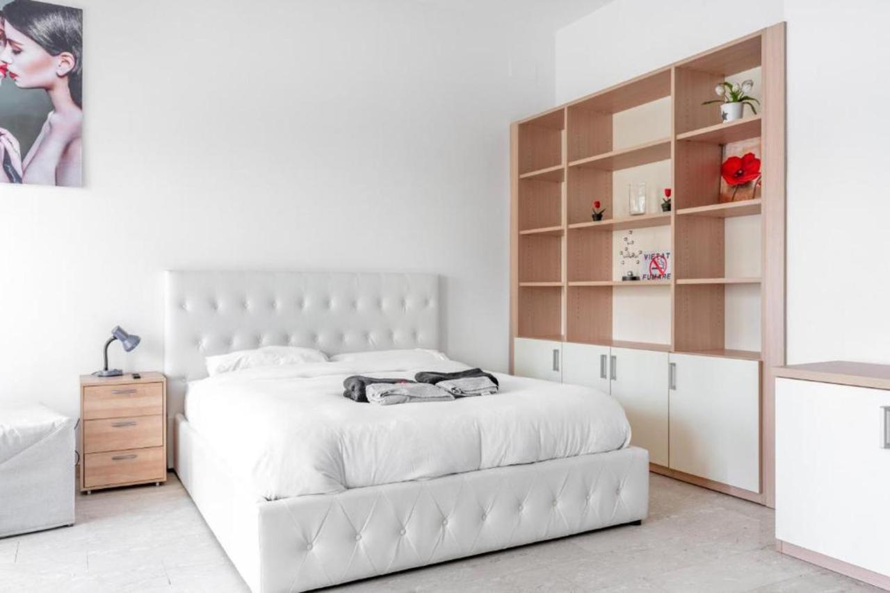 Moncler House Navigli Apartment