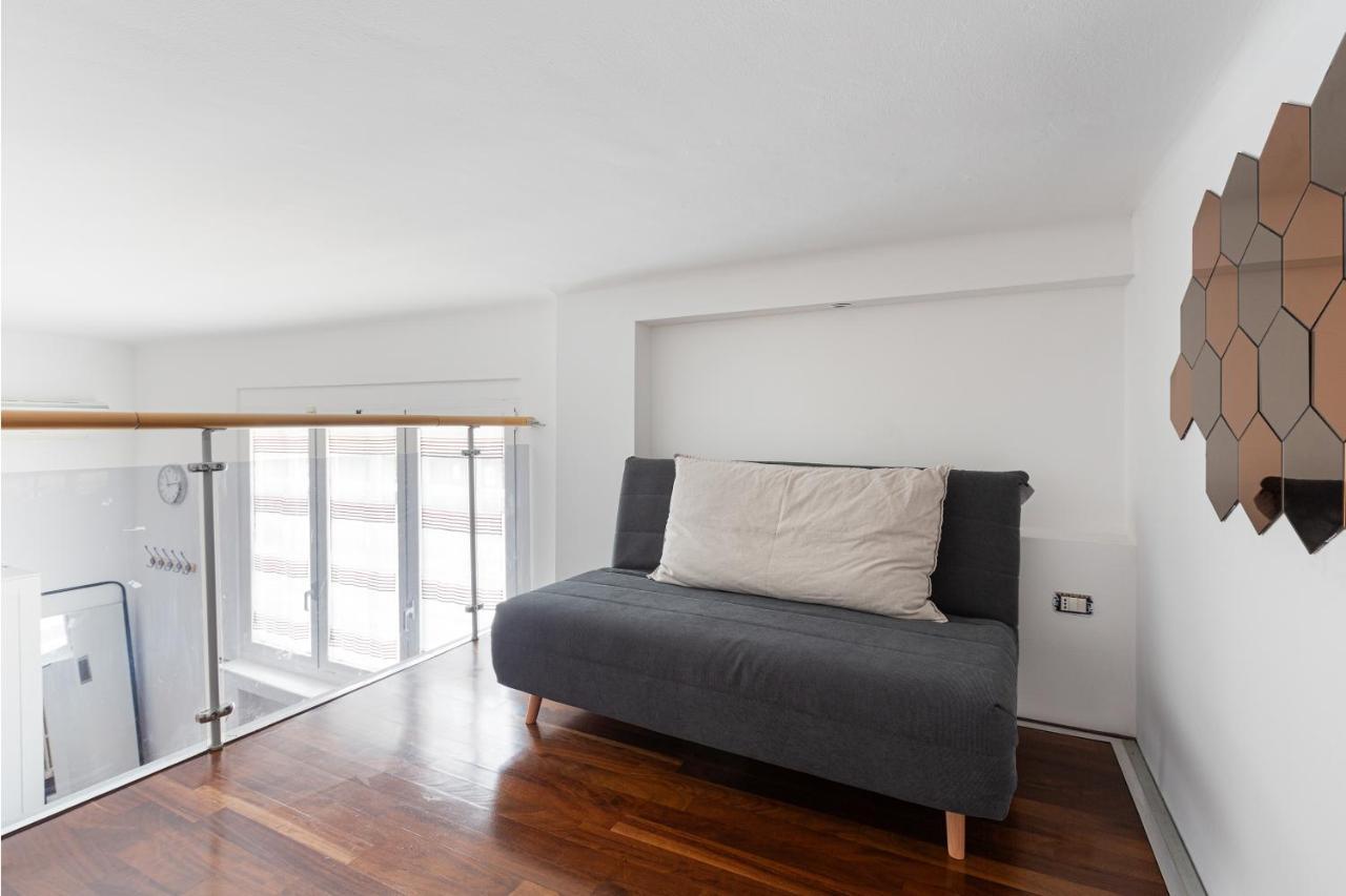 Cosy Nearby Piazza Insubria! Book Now! Apartment Mailand