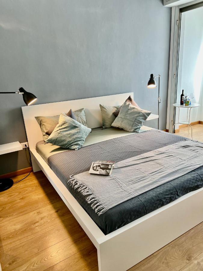Cozy 3 Km Away From Duomo * Mailand