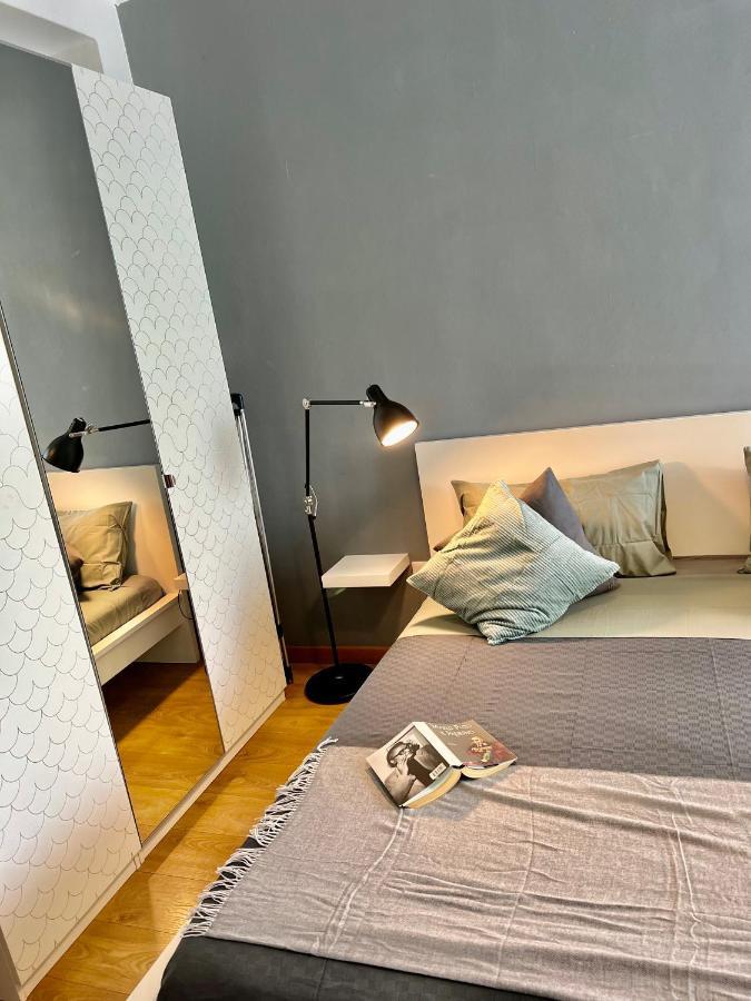 Apartment Cozy 3 Km Away From Duomo