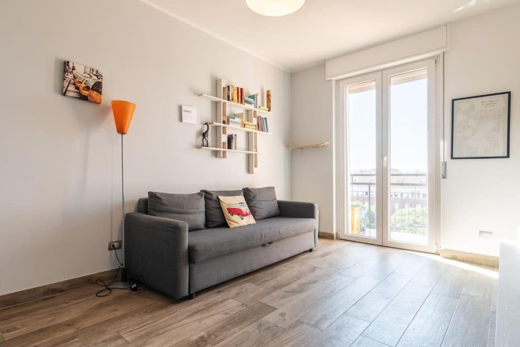 Apartment Il Bilocale In Caterina Da Forli Milan