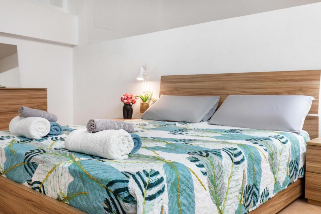 Loft Porta Romana - Cozy & Wi-fi Apartamento *
