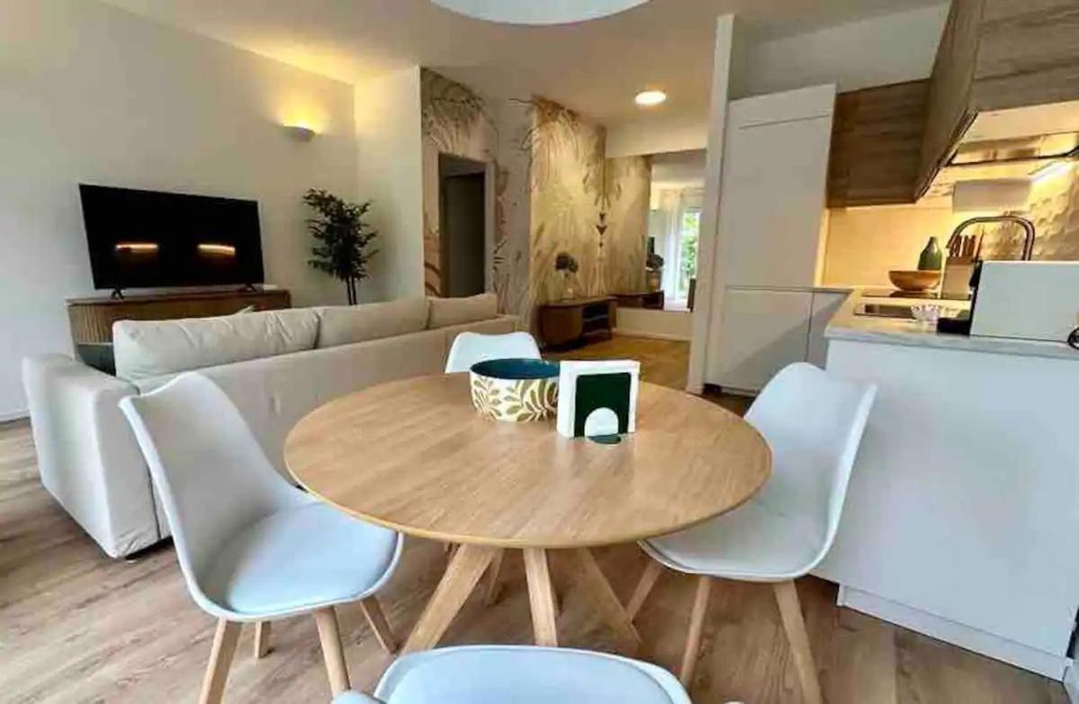 Luxury 2 Bedroom Apartament, Close To San Siro, Fiera And 10 Min Metro To Duomo Mailand