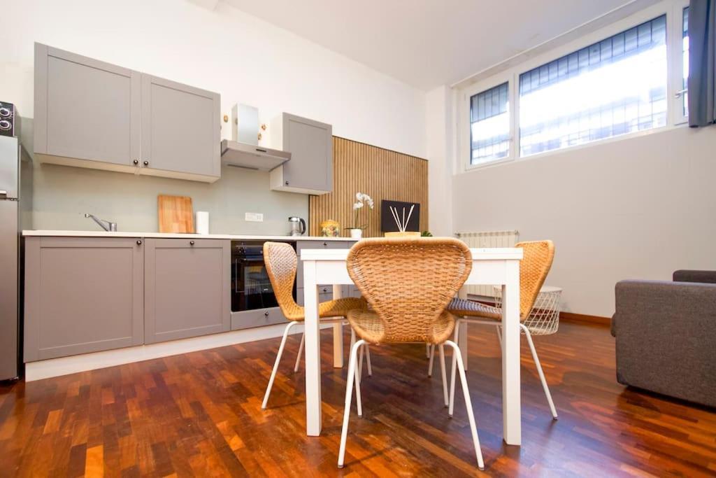 Naviglio Grande - Duomo In 15 Minuti Apartamento *