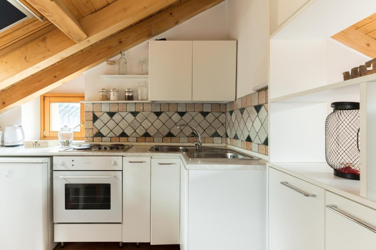 Mortara Navigli Apartment *