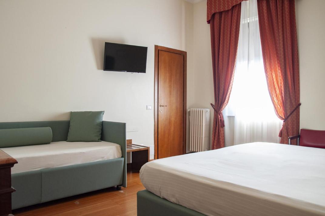 Hotel San Guido 3*