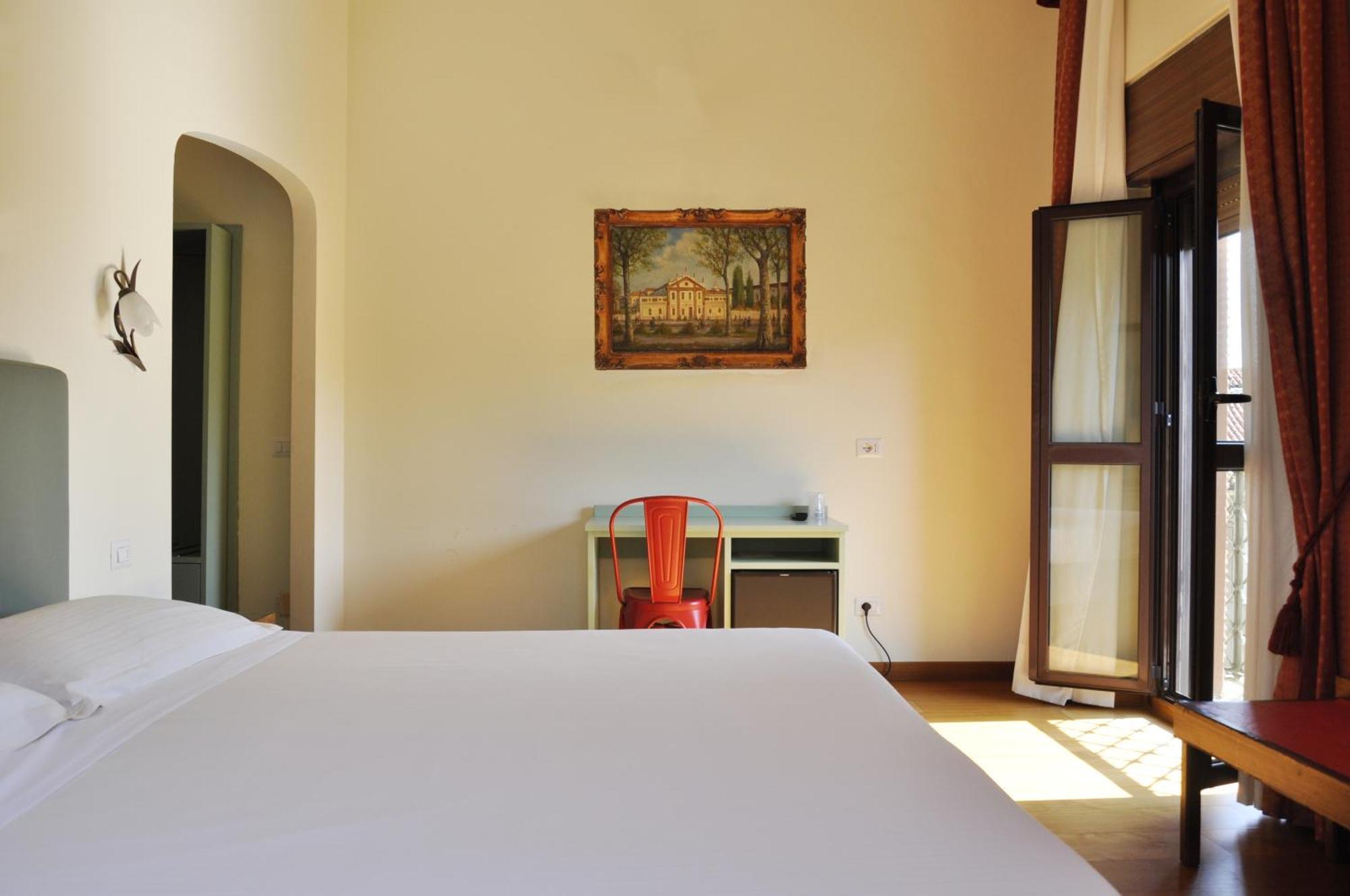 Hotel San Guido 3*