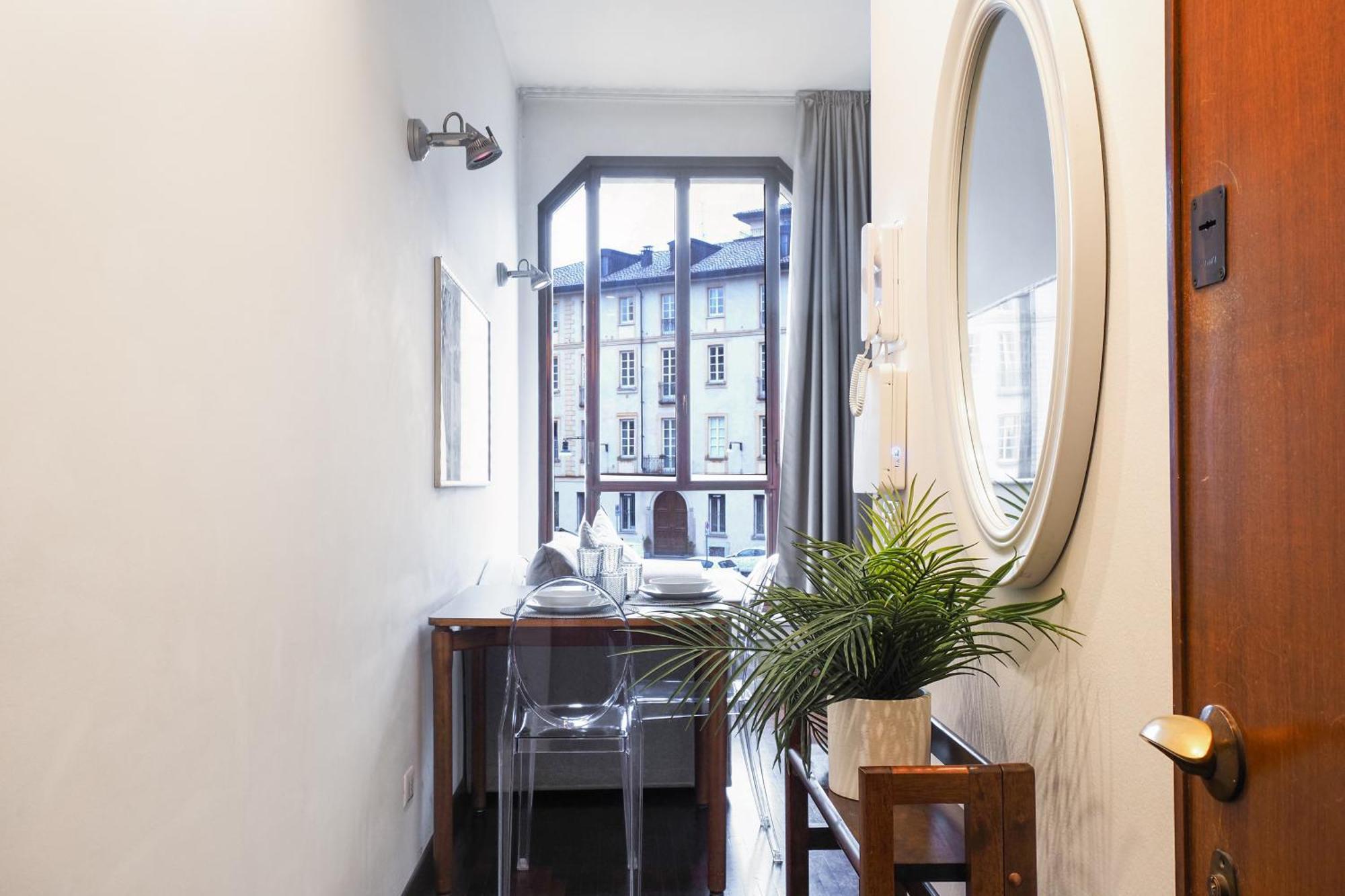 - Duomo Luxury V Apartment