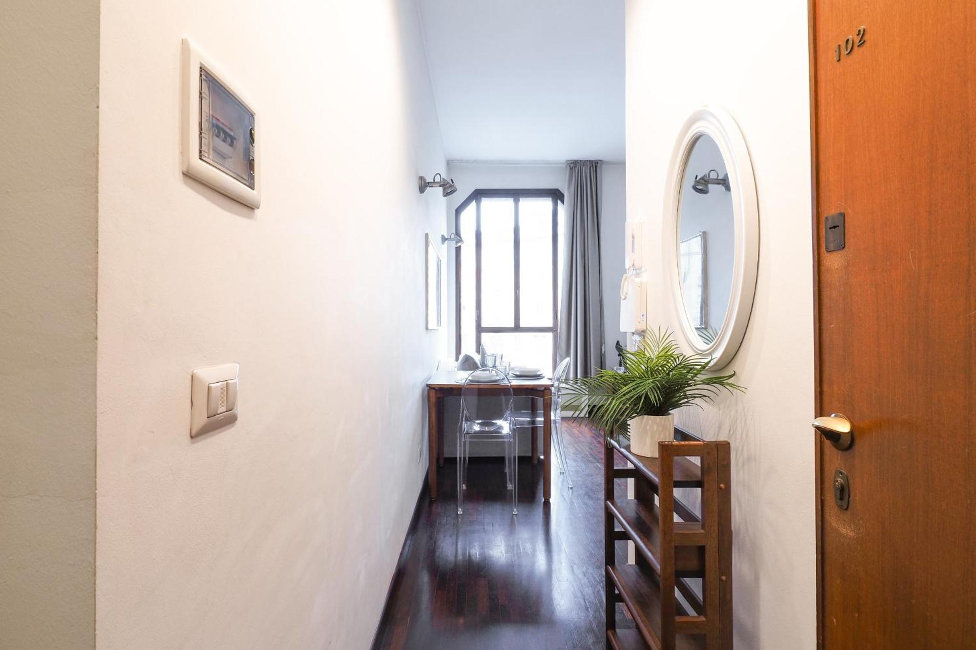 - Duomo Luxury V Apartment *