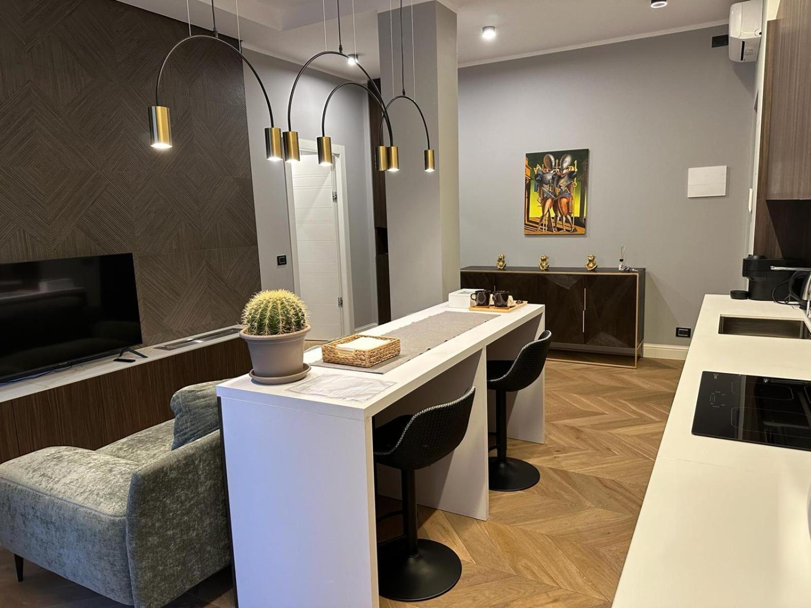 Apartment V28
