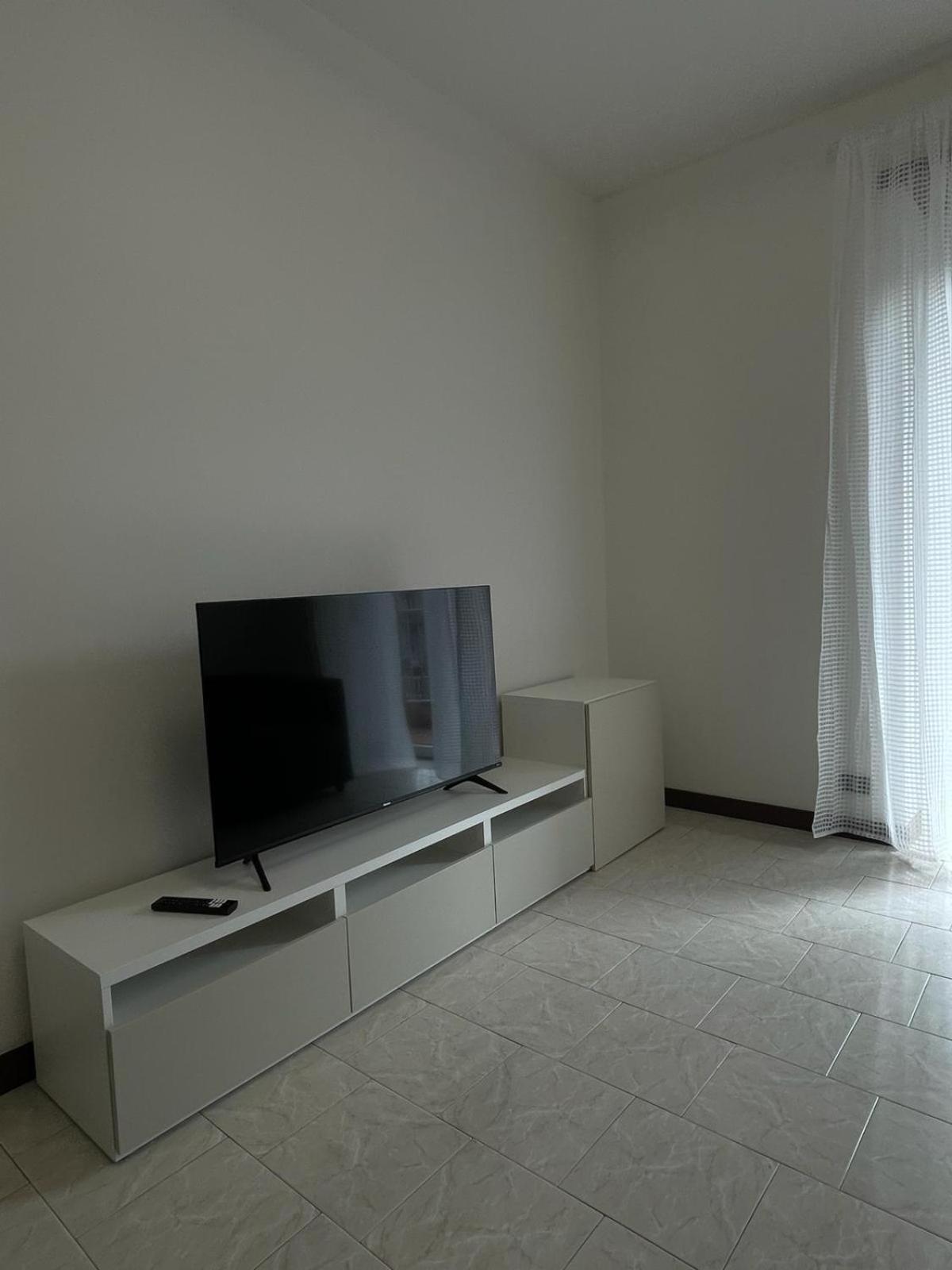 Apartment Tina41 Near Station,isola,corso Como,piazza Gae Aulenti Mailand