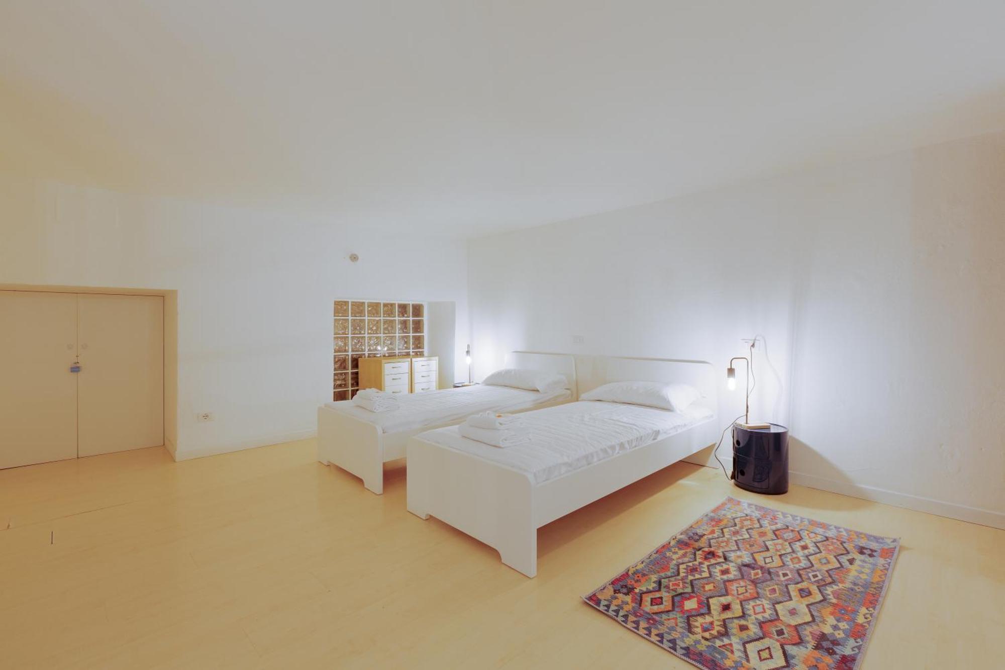 Sant'agostino - Charming Retreat 210m From M2 Mailand