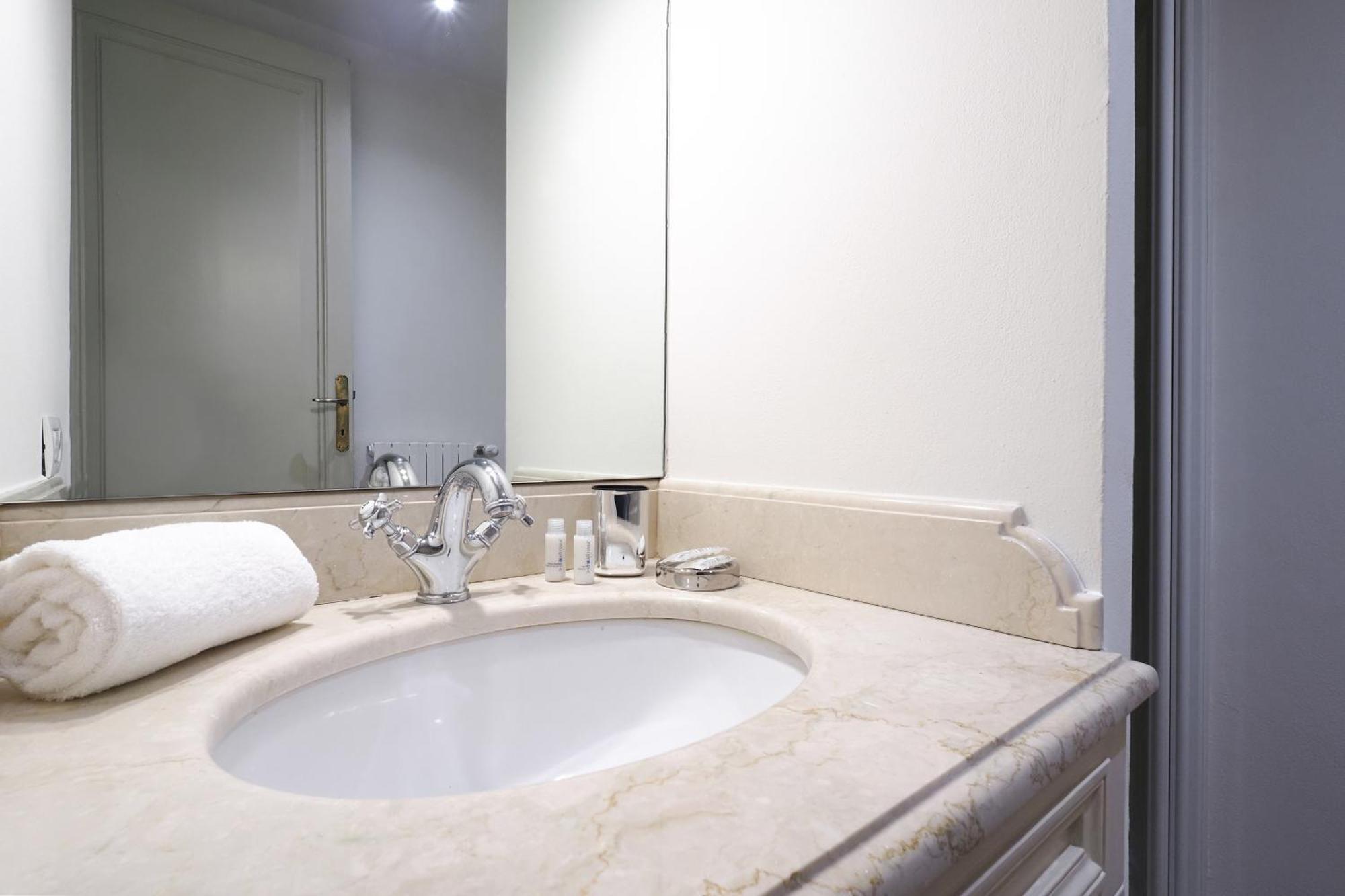 Apartment Contempora Serviced - Quadrilocale Pta Vercellina Milan