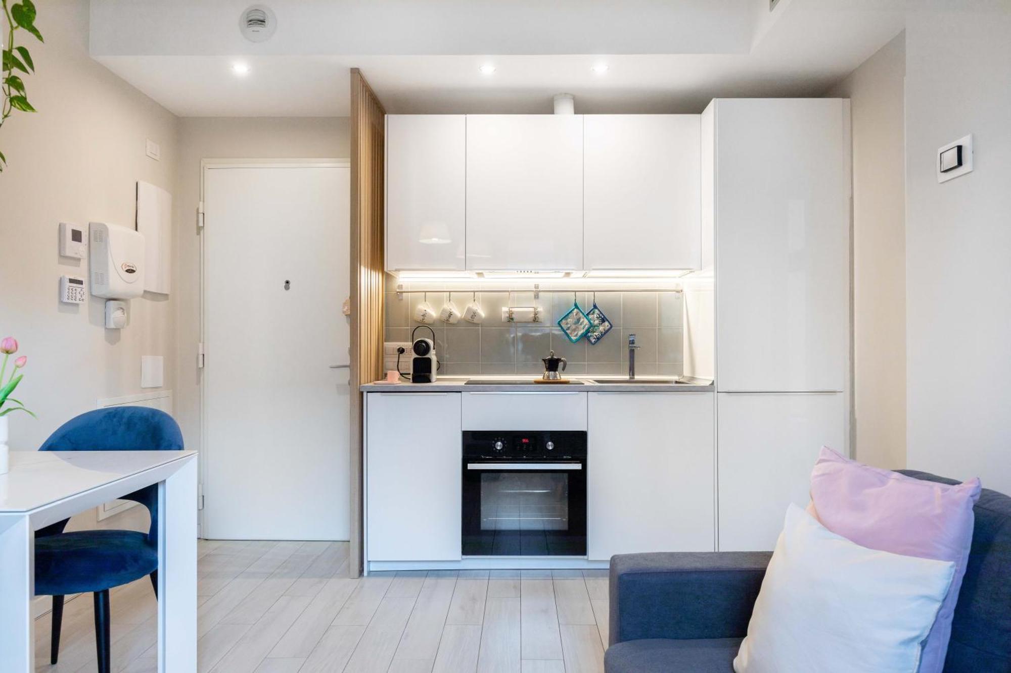 Luxury - Free Private - Parking Maestri Campionesi 16 Apartment Milan